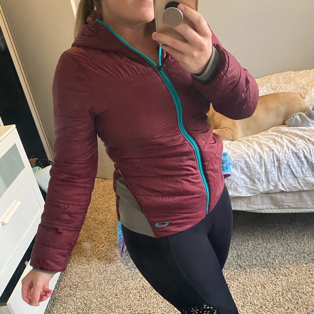 Oakley hooded puffer jacket